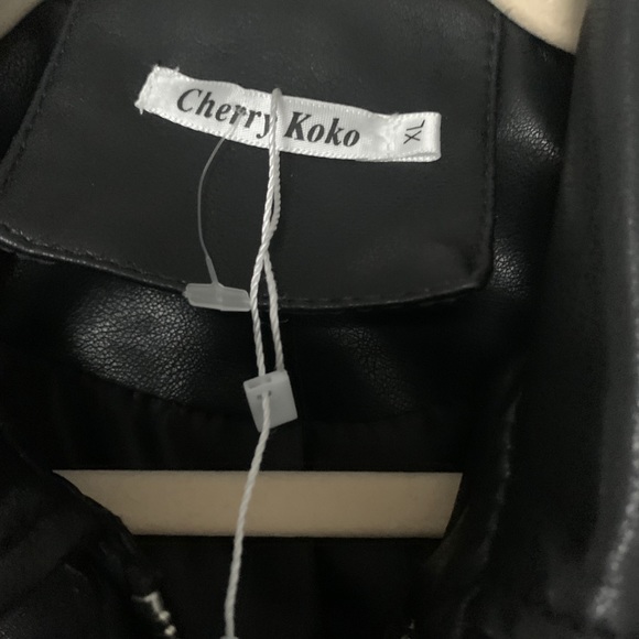 Cherry Koko faux leather jacket - Picture 3 of 4